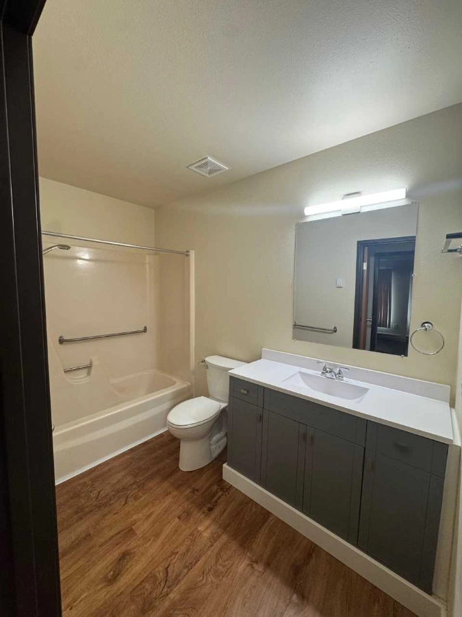 Casselton Manor Unit
