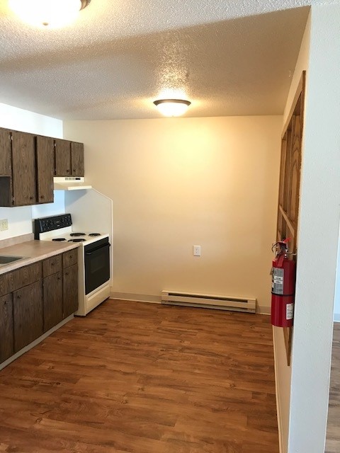 Casselton Manor Unit